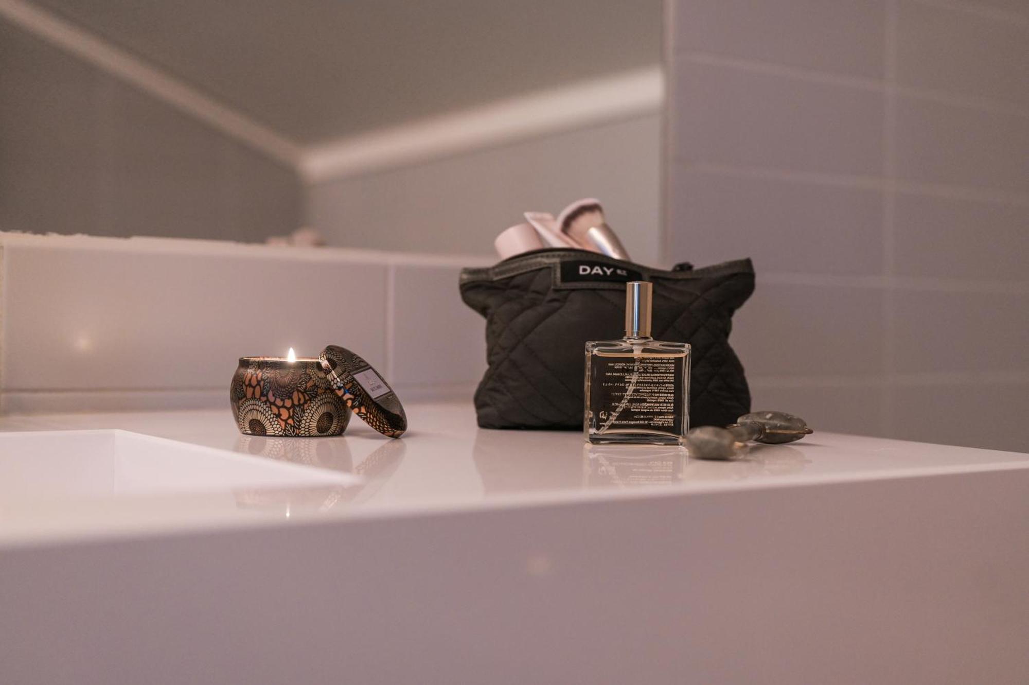 Svalbard Hotell | Polfareren Longyearbyen Esterno foto