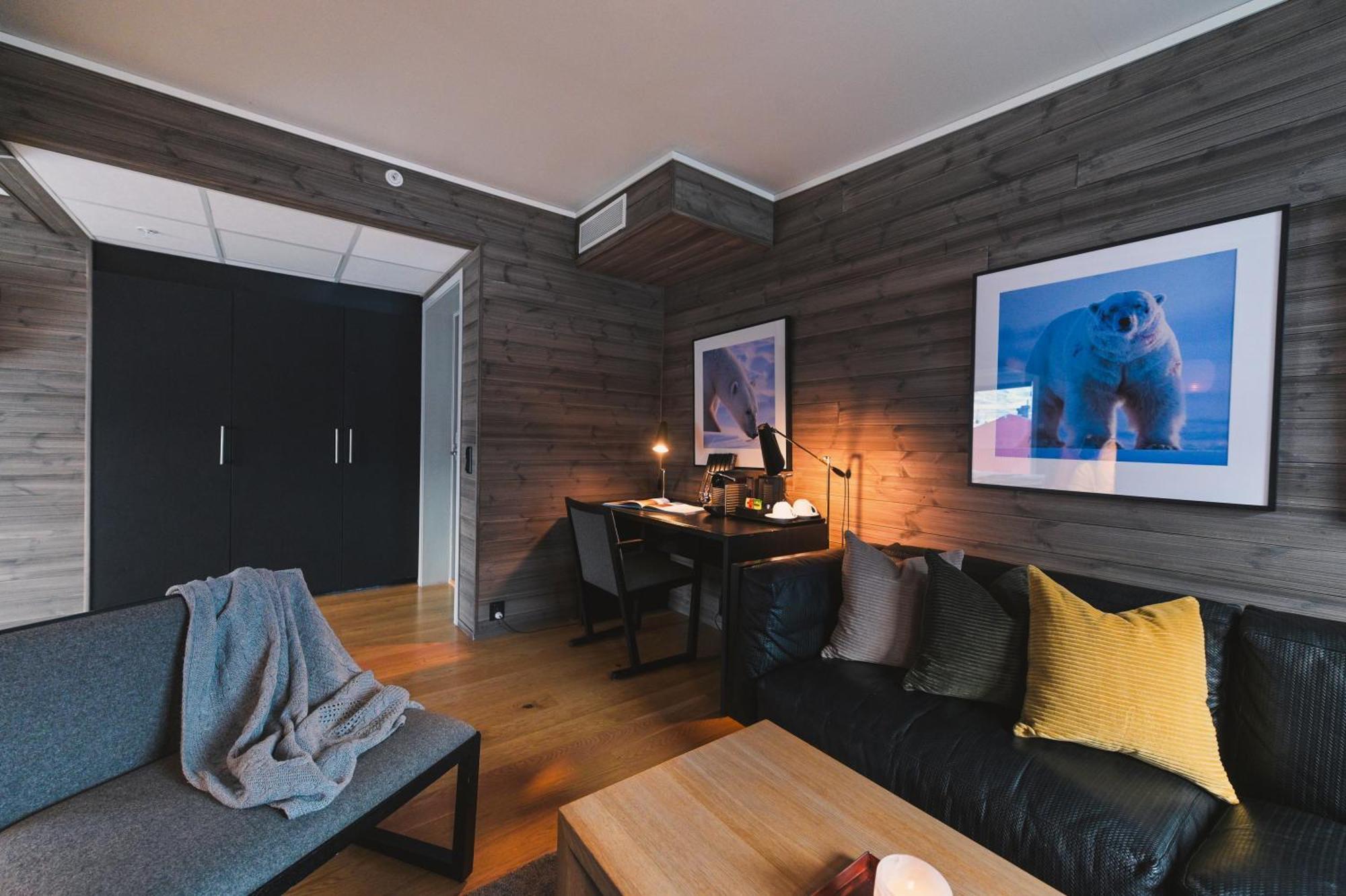 Svalbard Hotell | Polfareren Longyearbyen Esterno foto
