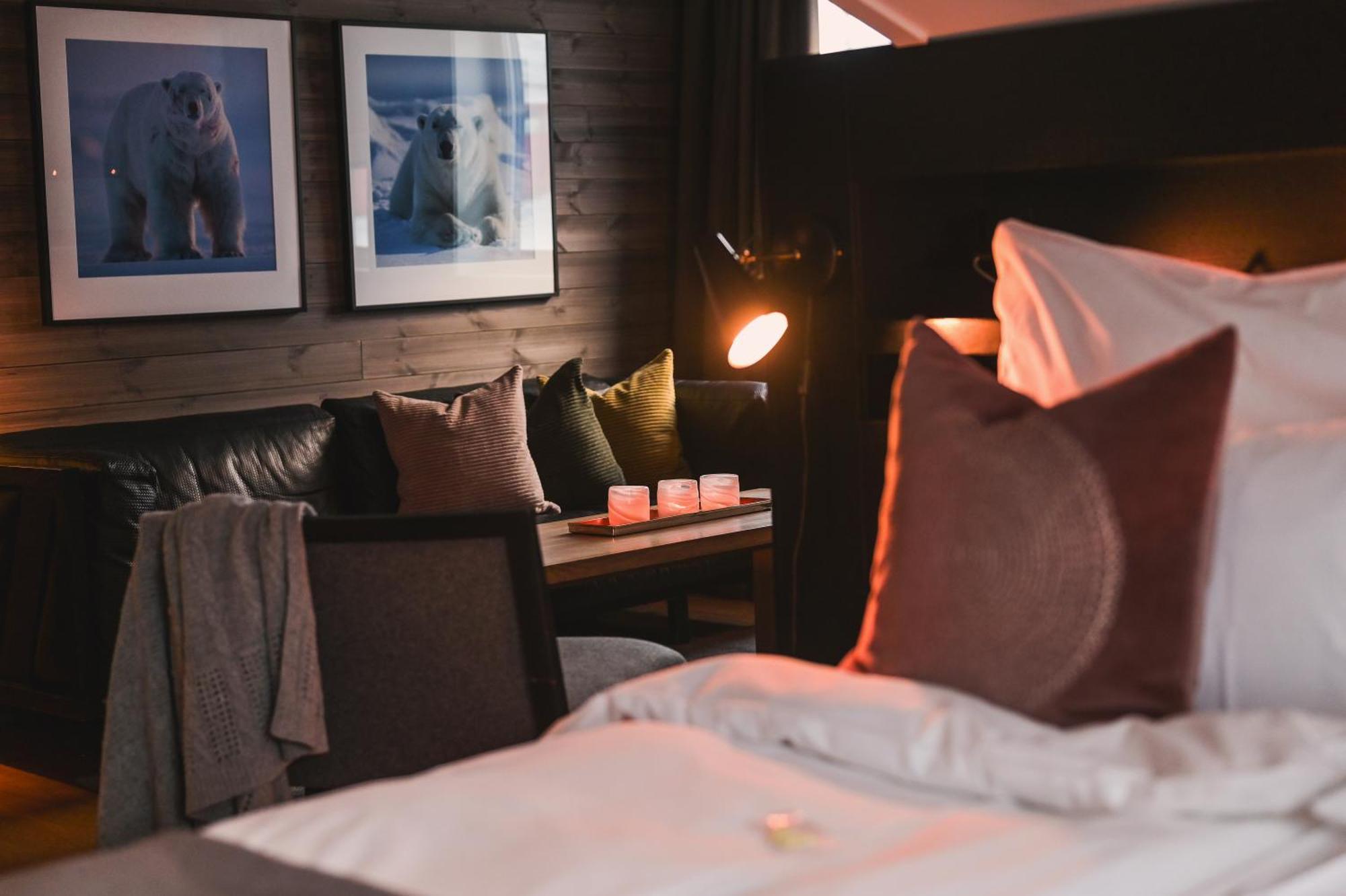 Svalbard Hotell | Polfareren Longyearbyen Esterno foto