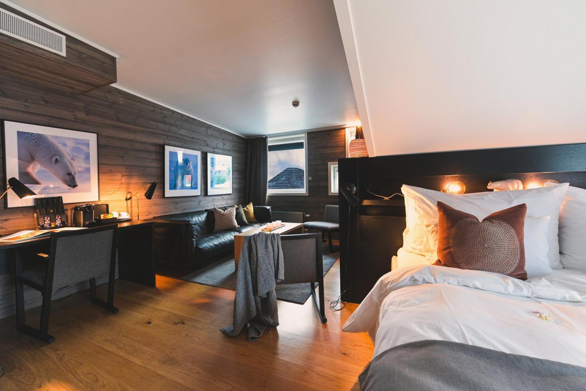 Svalbard Hotell | Polfareren Longyearbyen Esterno foto