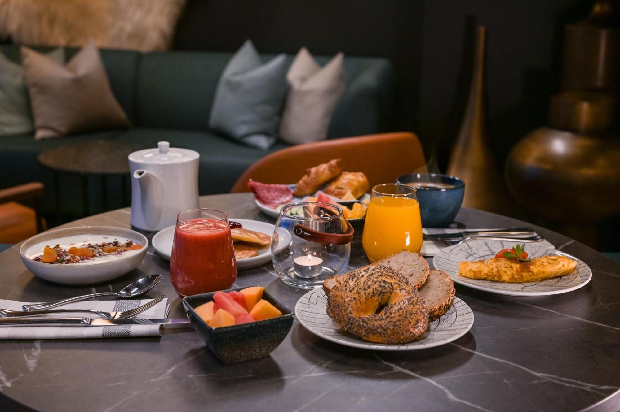 Svalbard Hotell | Polfareren Longyearbyen Esterno foto