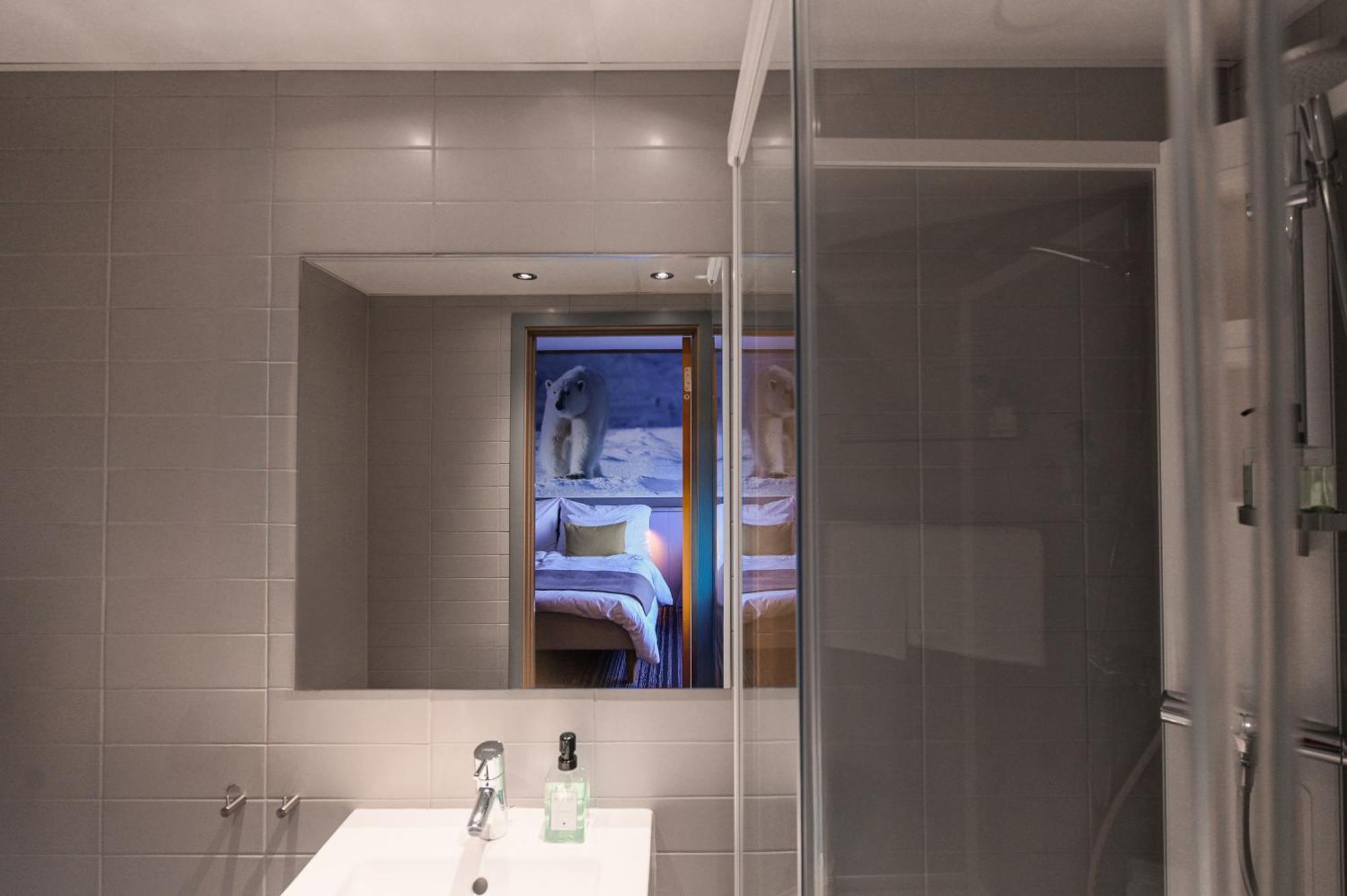 Svalbard Hotell | Polfareren Longyearbyen Esterno foto