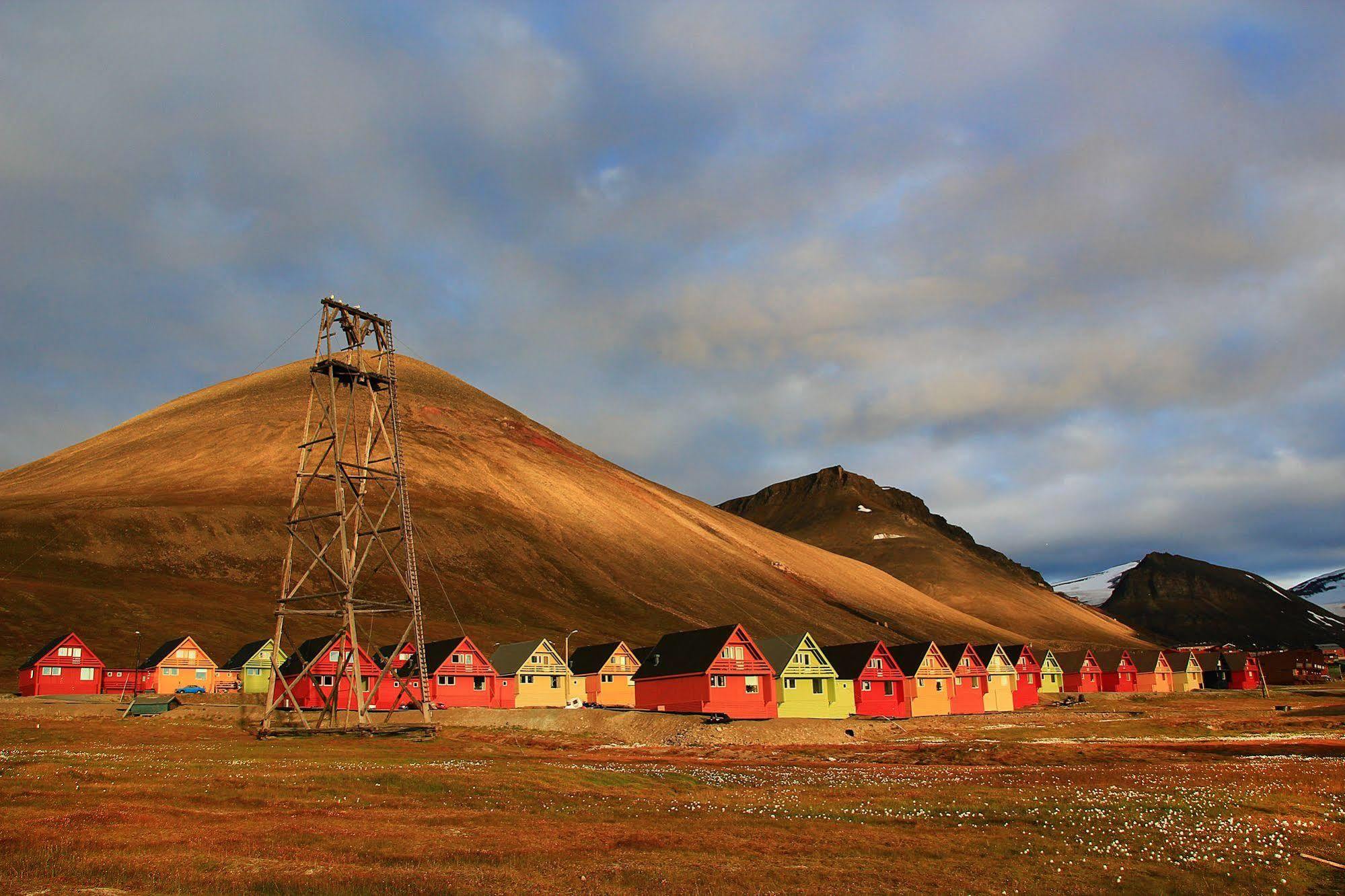 Svalbard Hotell | Polfareren Longyearbyen Esterno foto