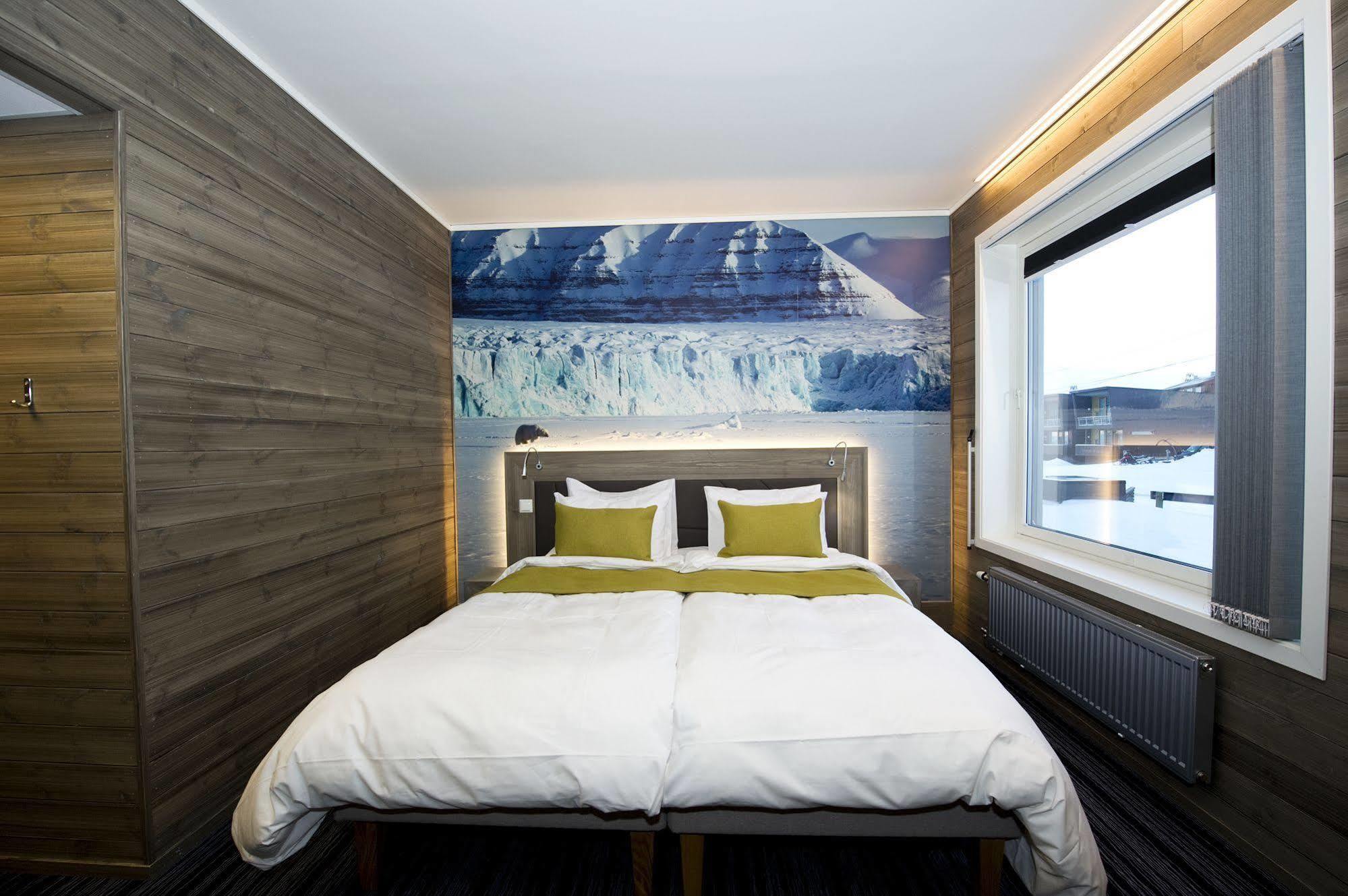 Svalbard Hotell | Polfareren Longyearbyen Esterno foto