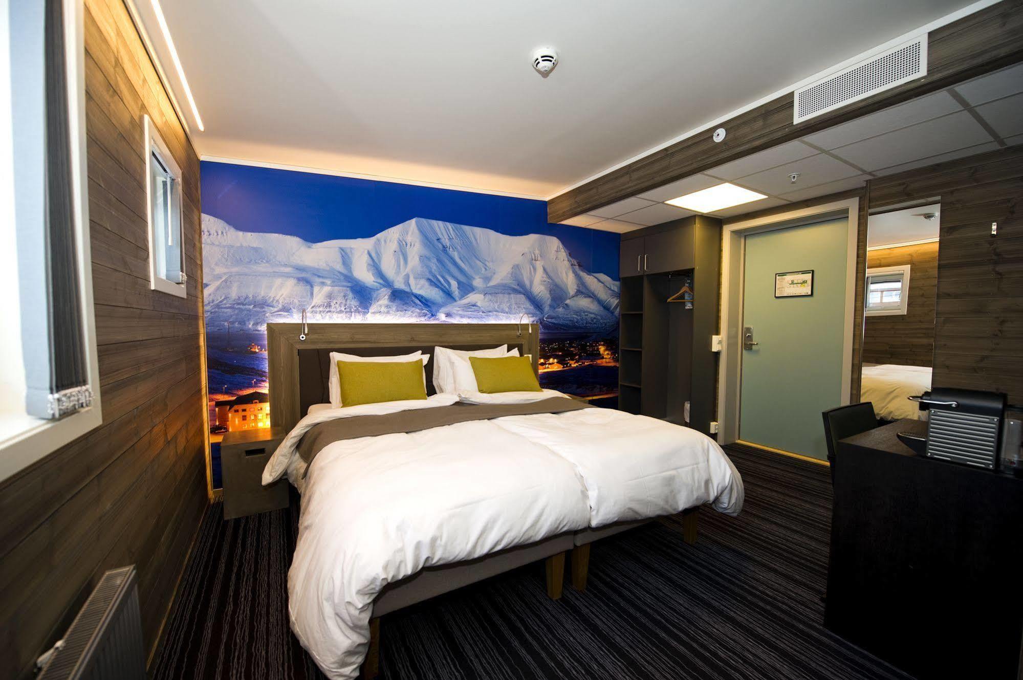 Svalbard Hotell | Polfareren Longyearbyen Esterno foto